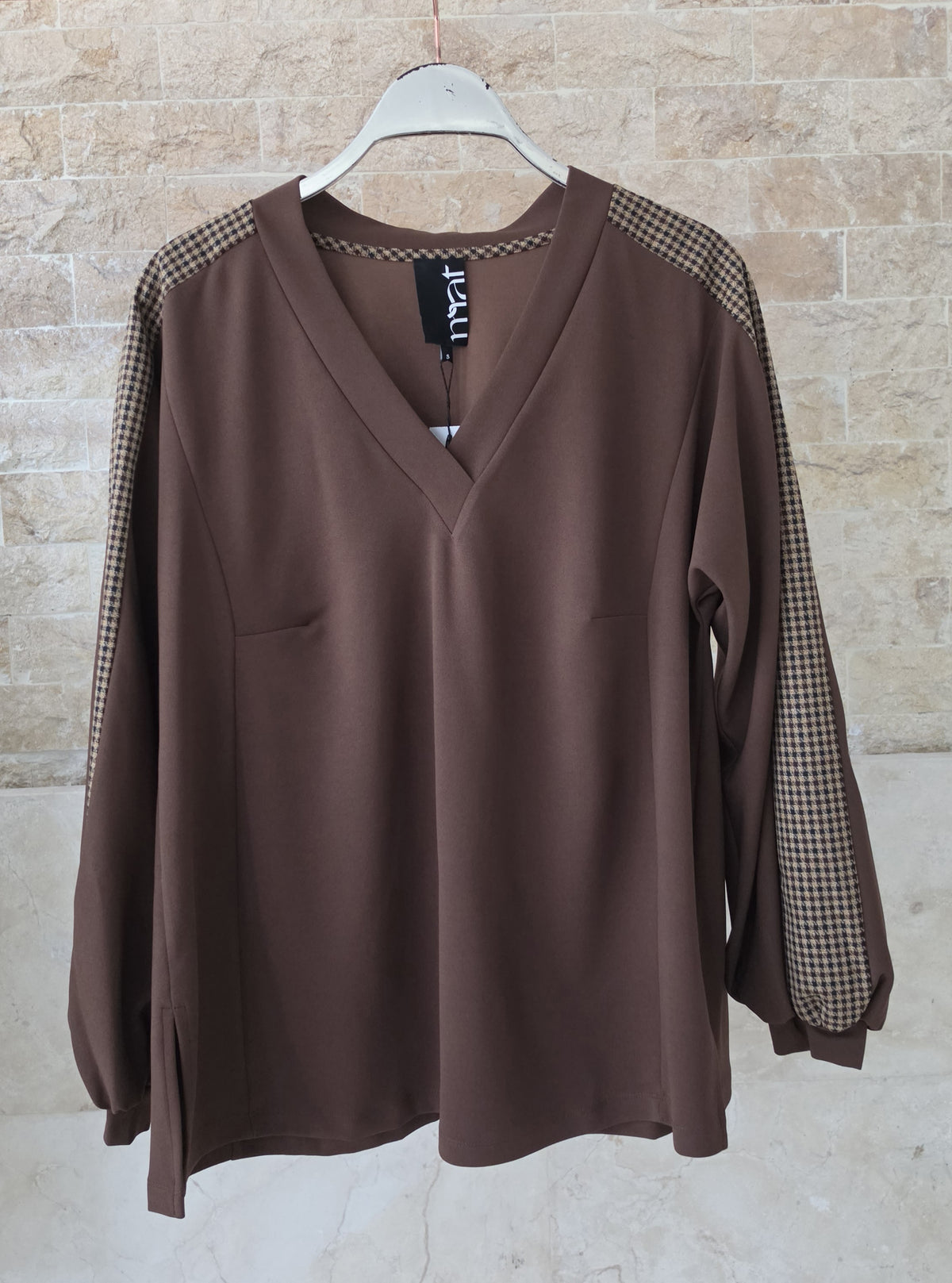 Oversized Top with Checked Sleeves 8601.1013