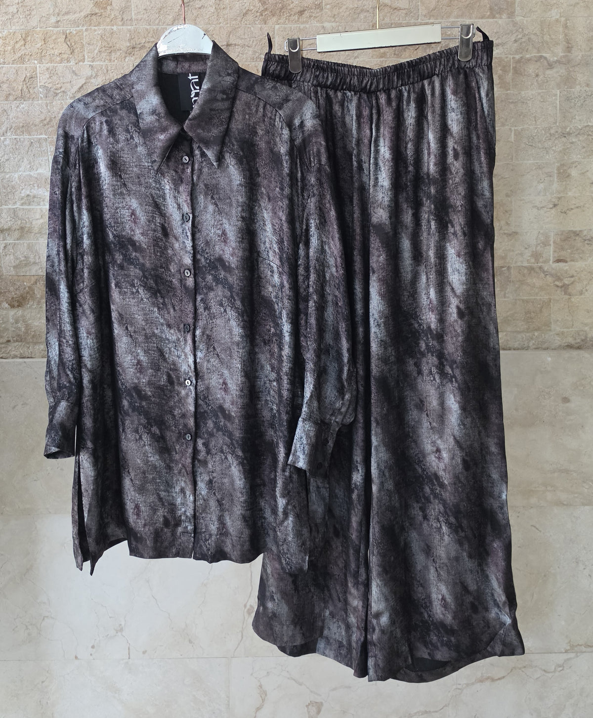 Printed Satin Shirt &amp; Wide-Leg Trousers Set 8601.3059/2079