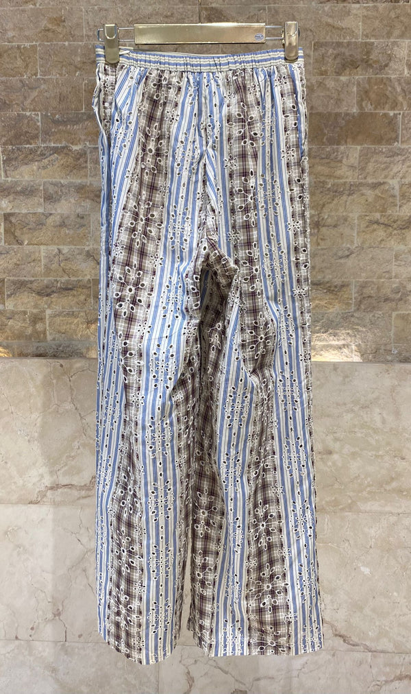 Nickita/Aude Eyelet Embroidery Top and Pants بلوزة وبنطال مطرزان بفتحات معدنية