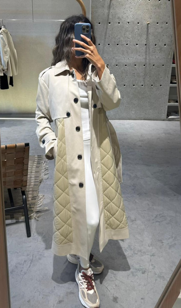 44-9008 Trench Coat with Quilted Details معطف واق من المطر مع تفاصيل مبطن