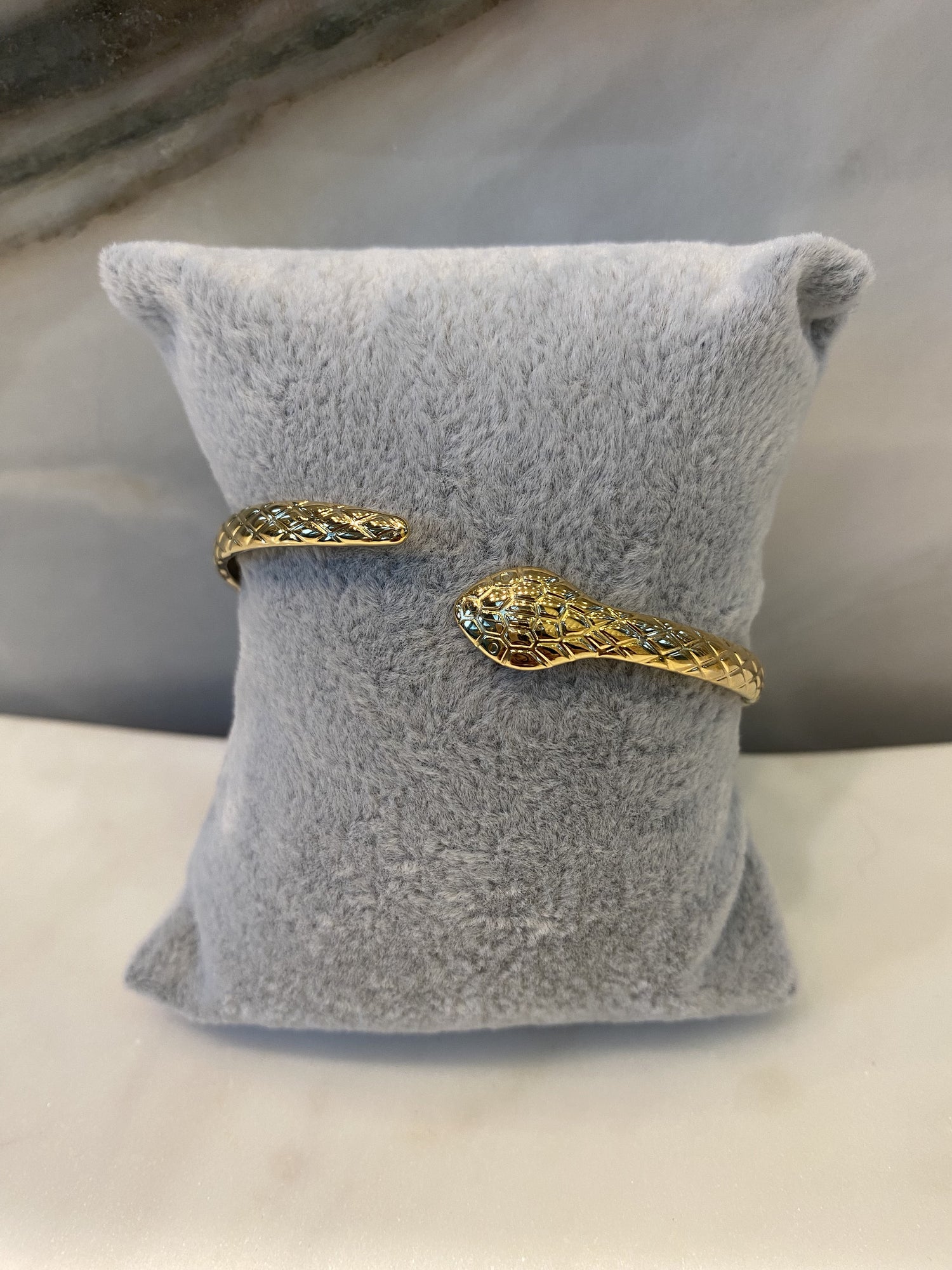 BRA2125039 Open Cuff Snake Hammered Bracelet - Brown Loft