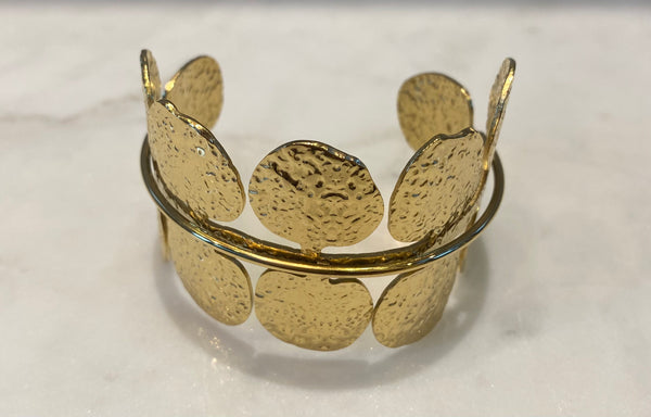 BRA2125049 Hammered Coin Cuff Bracelet سوار معدني مطروق
