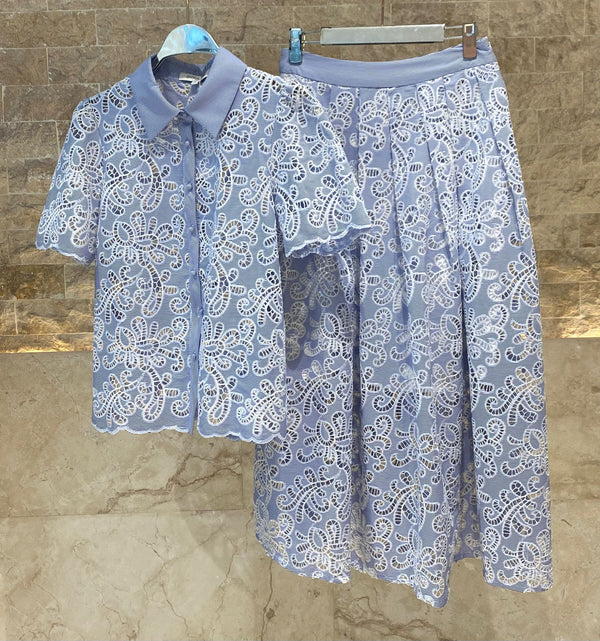 Billie/Lila Floral Embroidery Lace Cutwork Shirt and Skirt قميص وتنورة من الدانتيل المطرز بالزهور