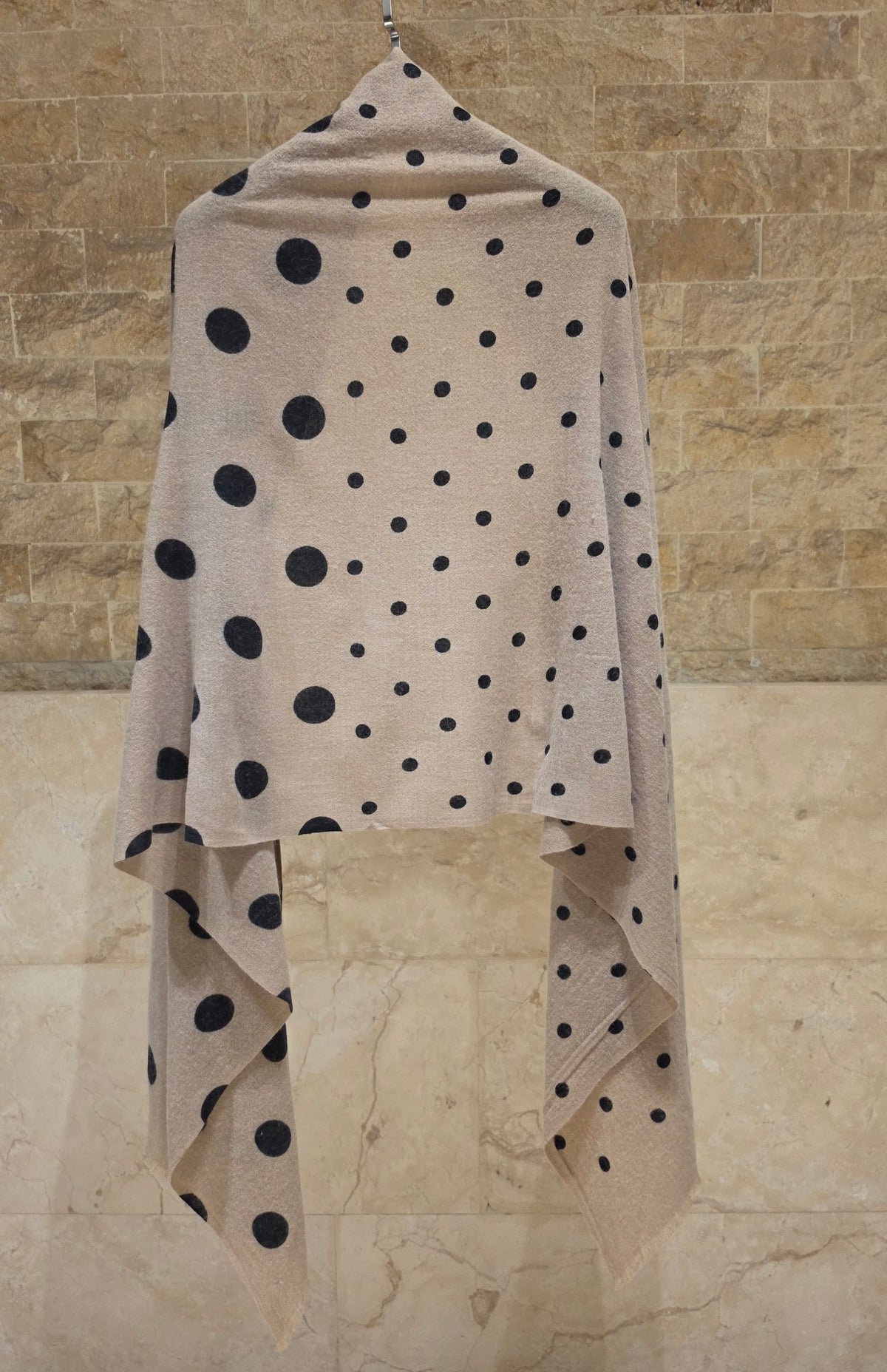 C211047 Big Small Dot Pattern Scarf