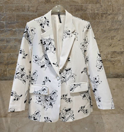 Printed blazer jacket with notched lapel and welt pockets C30193