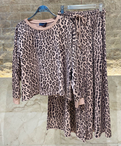 CWM53903/905 Oversized Leopard Print Sweater and Pants Set - Brown Loft