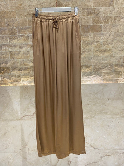 DB14570VS Wide Leg Satin Pants بنطلون ساتان واسع الساق - Brown Loft