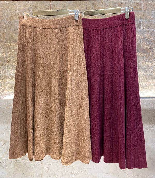 DSY9120 Pleated Med Length Knit Trapeze Skirt تنورة ترابيز متماسكة بطول متوسط