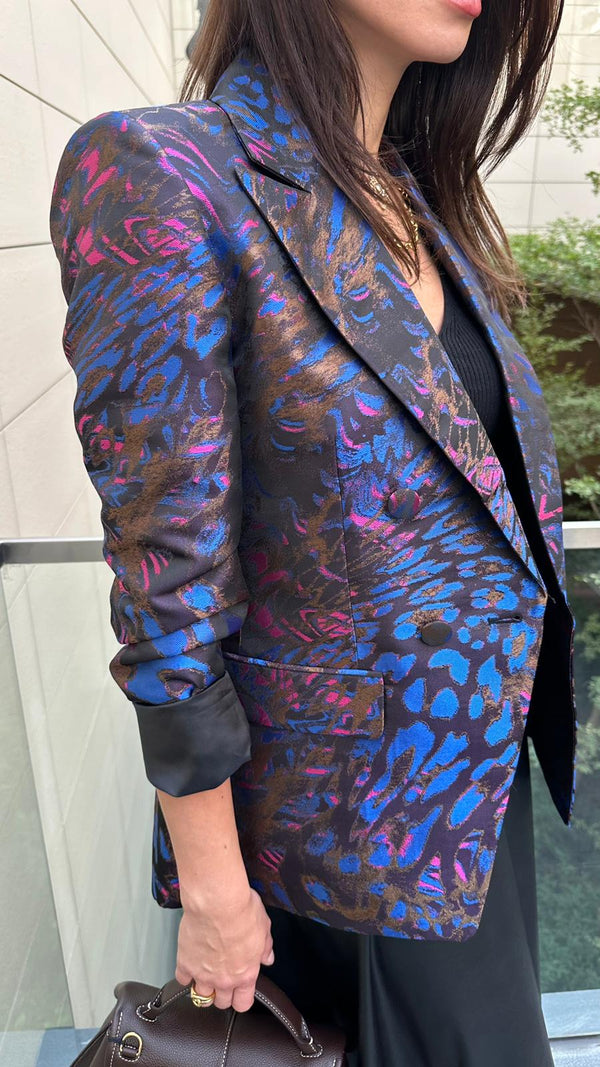 MF2402010 (Multicolor Jacquard Iridescent Jacket) سترة جاكار قزحية الألوان متعددة الألوان