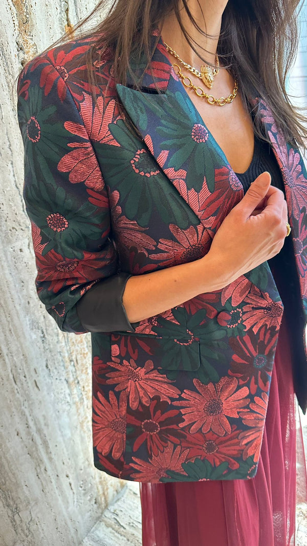 MF2402009 (Multicolor Jacquard Floral Jacket)سترة جاكار زهرية متعددة الألوان