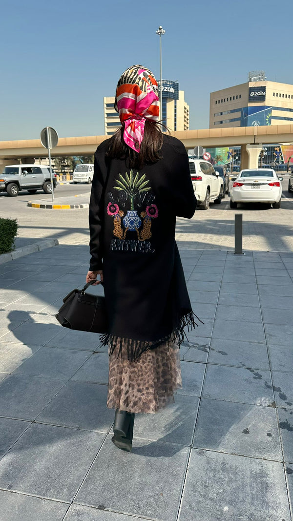 31943 (KNITWEAR CARDIGAN BLACK) سترة صوفية تريكو مع شراشيب سوداء