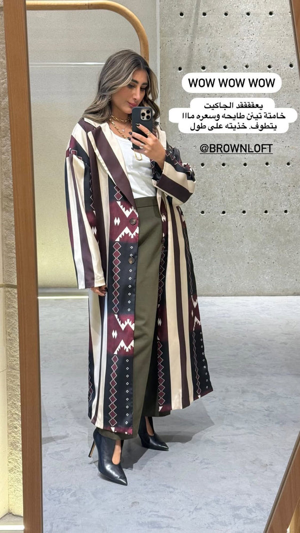 288F000434 Striped and Printed Satin Oversized Coat معطف ساتان مخطط ومطبوع مقاس كبير