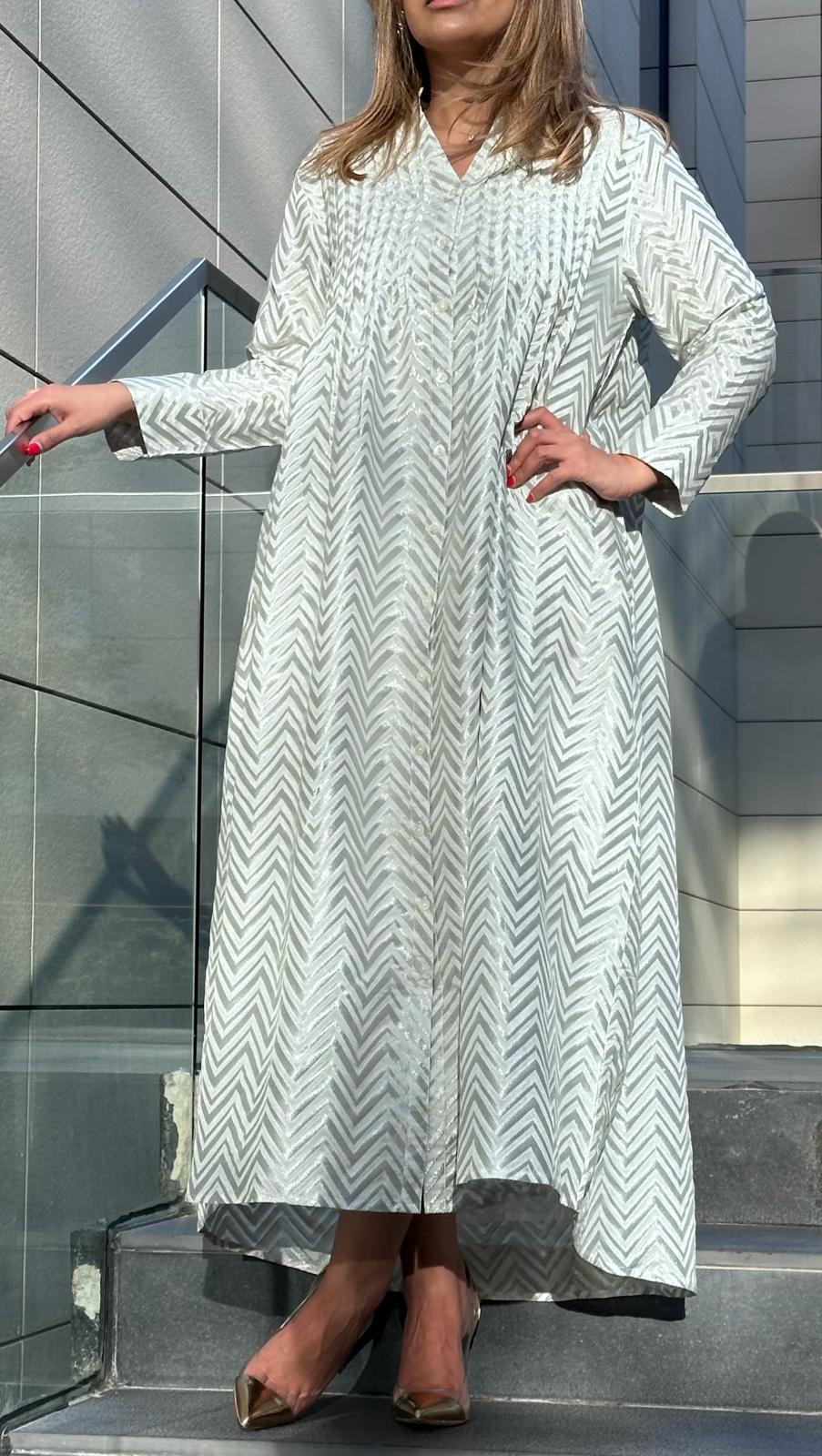 Zigzag Buttoned Dress - 122 - Brown Loft