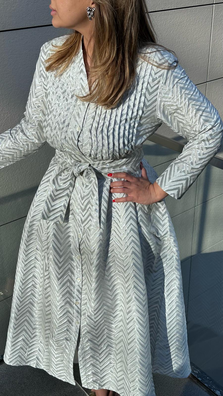 Zigzag Buttoned Dress - 122 - Brown Loft