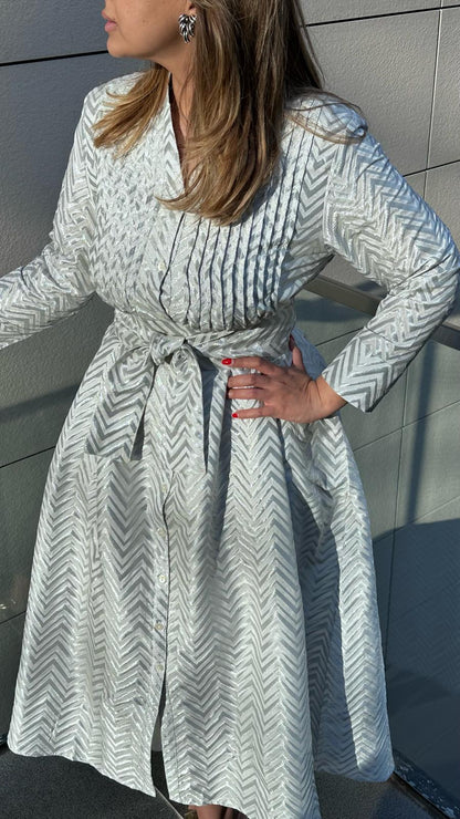 Zigzag Buttoned Dress - 122 - Brown Loft