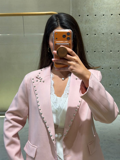Straight-cut blazer jacket with studded lapel collar JM33607