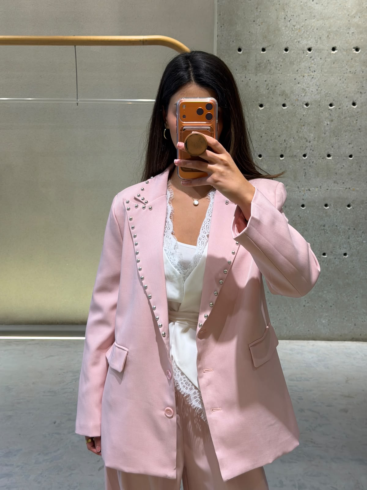 Straight-cut blazer jacket with studded lapel collar JM33607