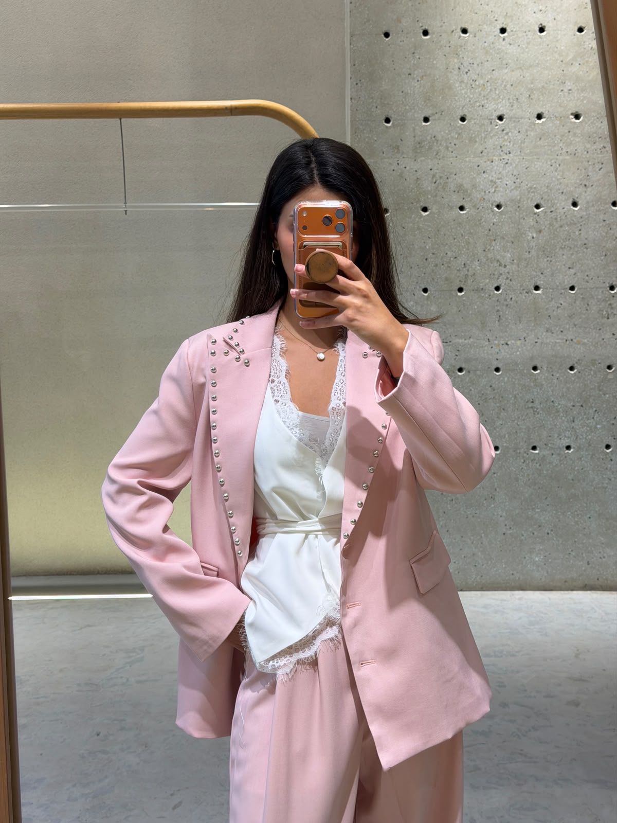 Straight-cut blazer jacket with studded lapel collar JM33607