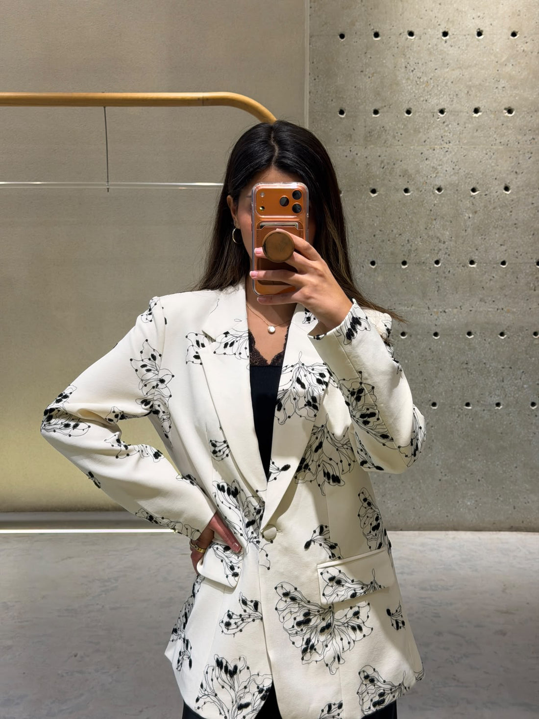 Printed blazer jacket with notched lapel and welt pockets C30193