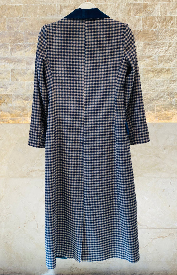 Gaspari معطف منقوش من المخمل بياقة مربعة