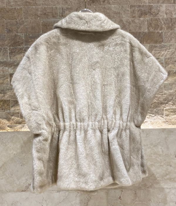 Jackie سترة كبيرة الحجم من الفرو الصناعي