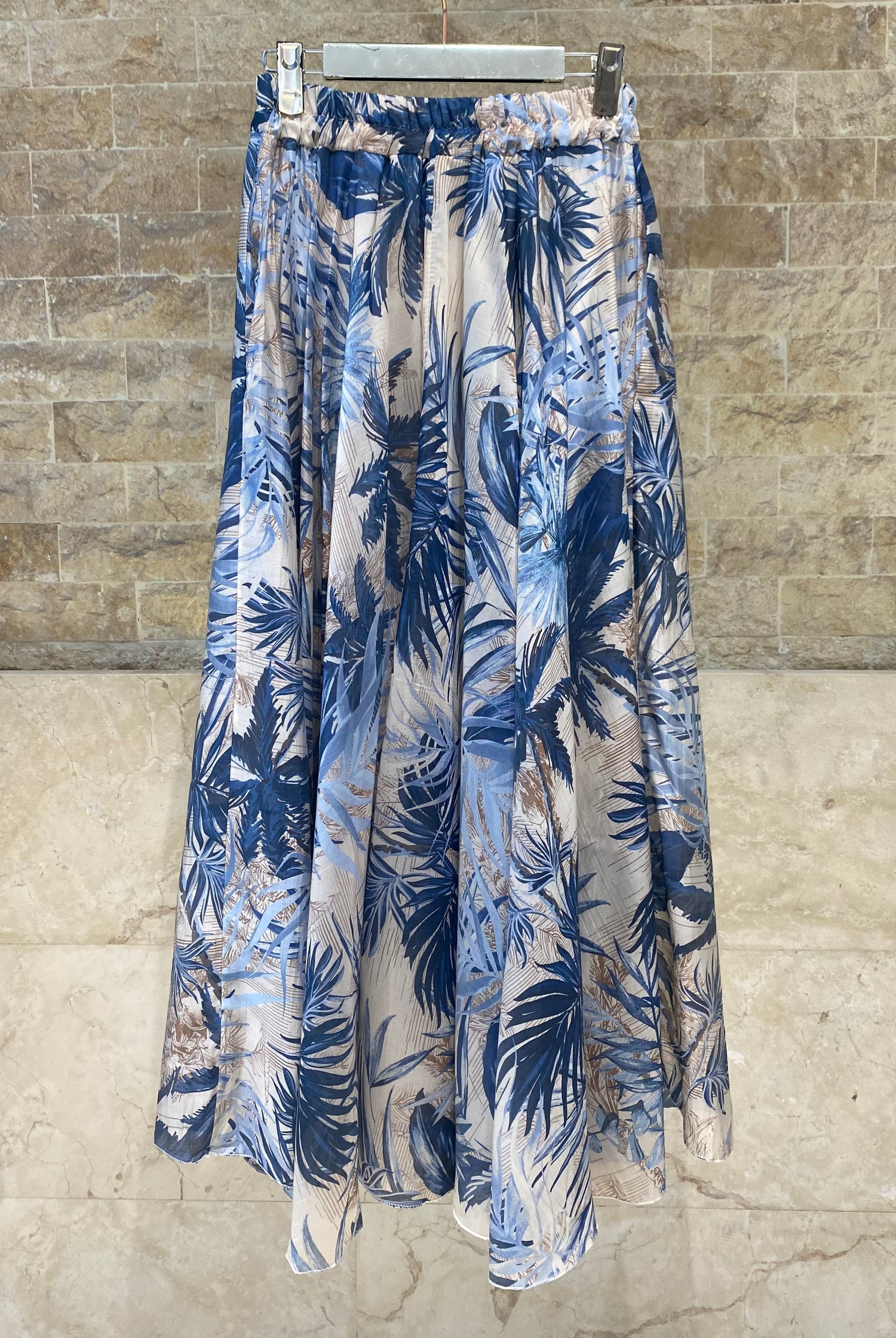 Palm Leaf Patterned Oversized Top DB2658/7515