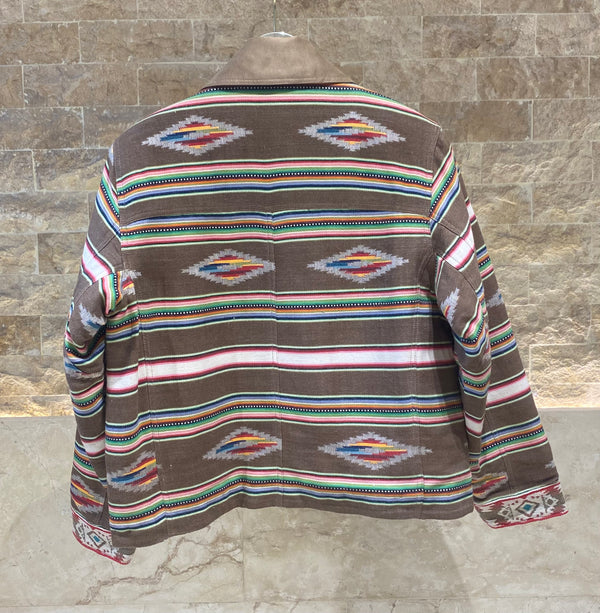 35982 Velvet Collared Quilted Jacket سترة مبطنة بياقة مخملية