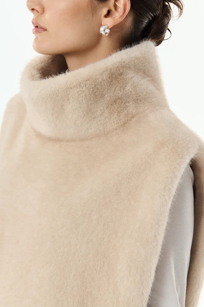 Ivory Faux Fur Sleeveless Vest