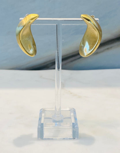 Iva Earrings أقراط عتيقة سميكة ومنحنية