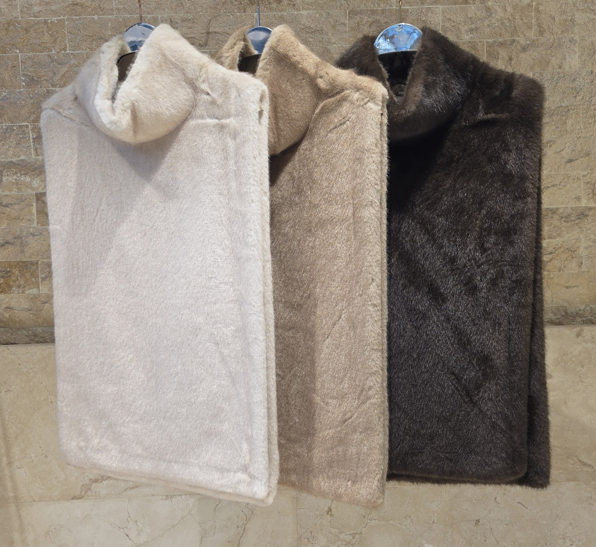 Ivory Faux Fur Sleeveless Vest