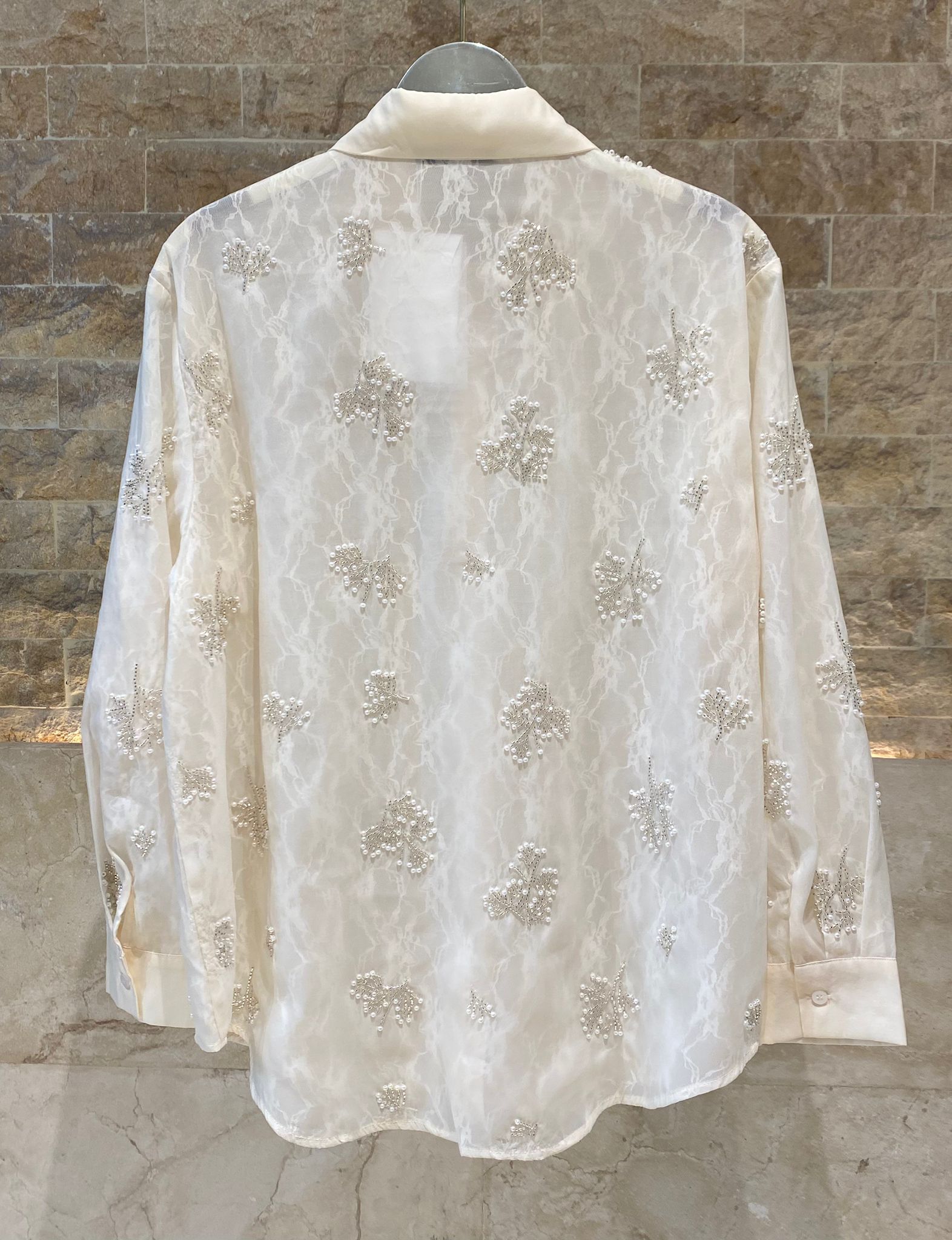 Jessy Beads/Pearls Detailed Sheer Shirt قميص شفاف مزين بالخرز/اللؤلؤ - Brown Loft
