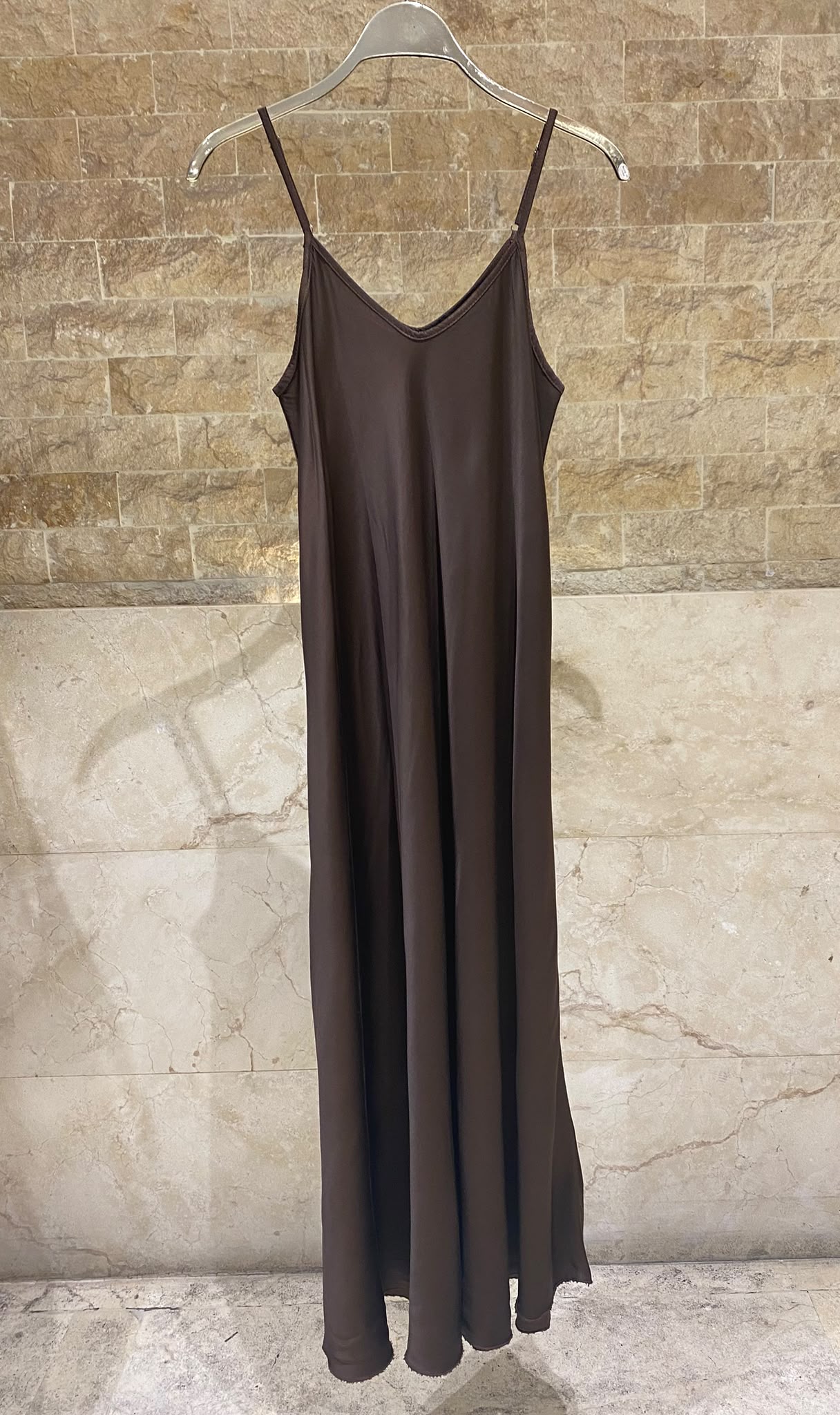 KD7505VS-2 Satin Sleeveless Dress فستان ساتان بدون أكمام