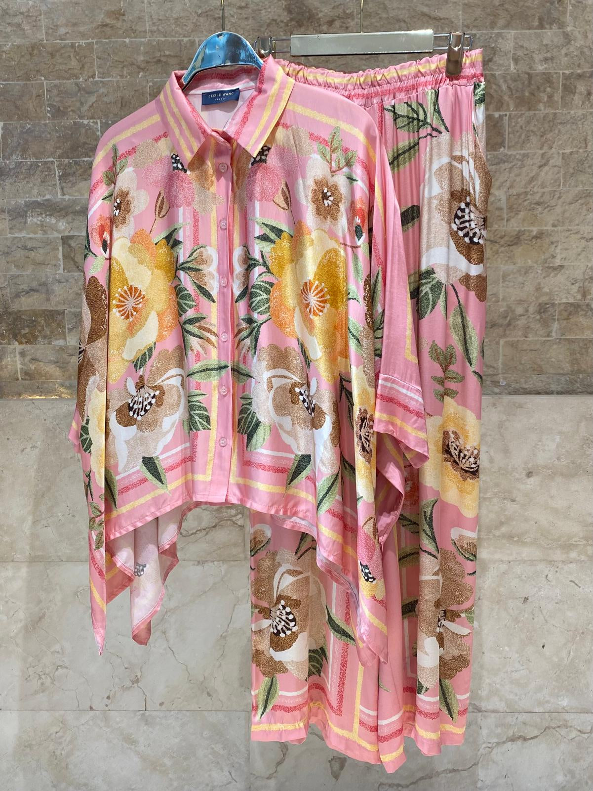 KD8871/99VS-2 Satin Cape Shirt and Pants قميص وبنطلون بغطاء ساتان - Brown Loft