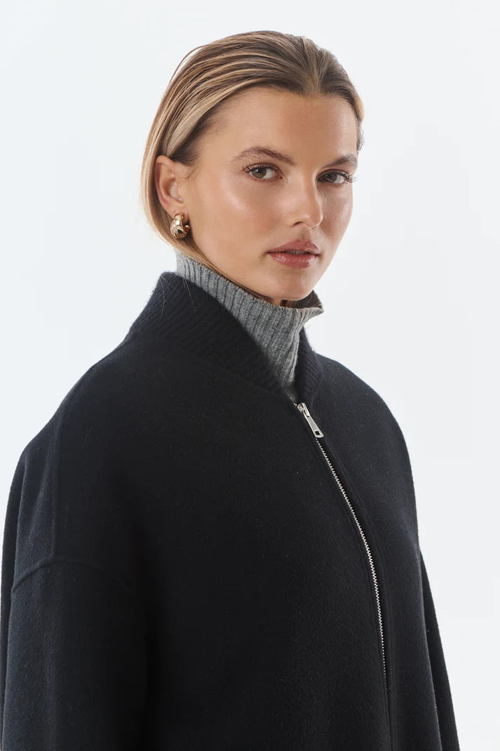 Leo -  Oversized Jacket