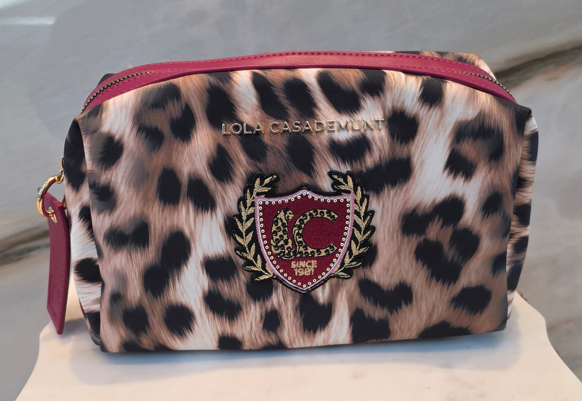 LF2612021 Animal Print Cosmetic Bag