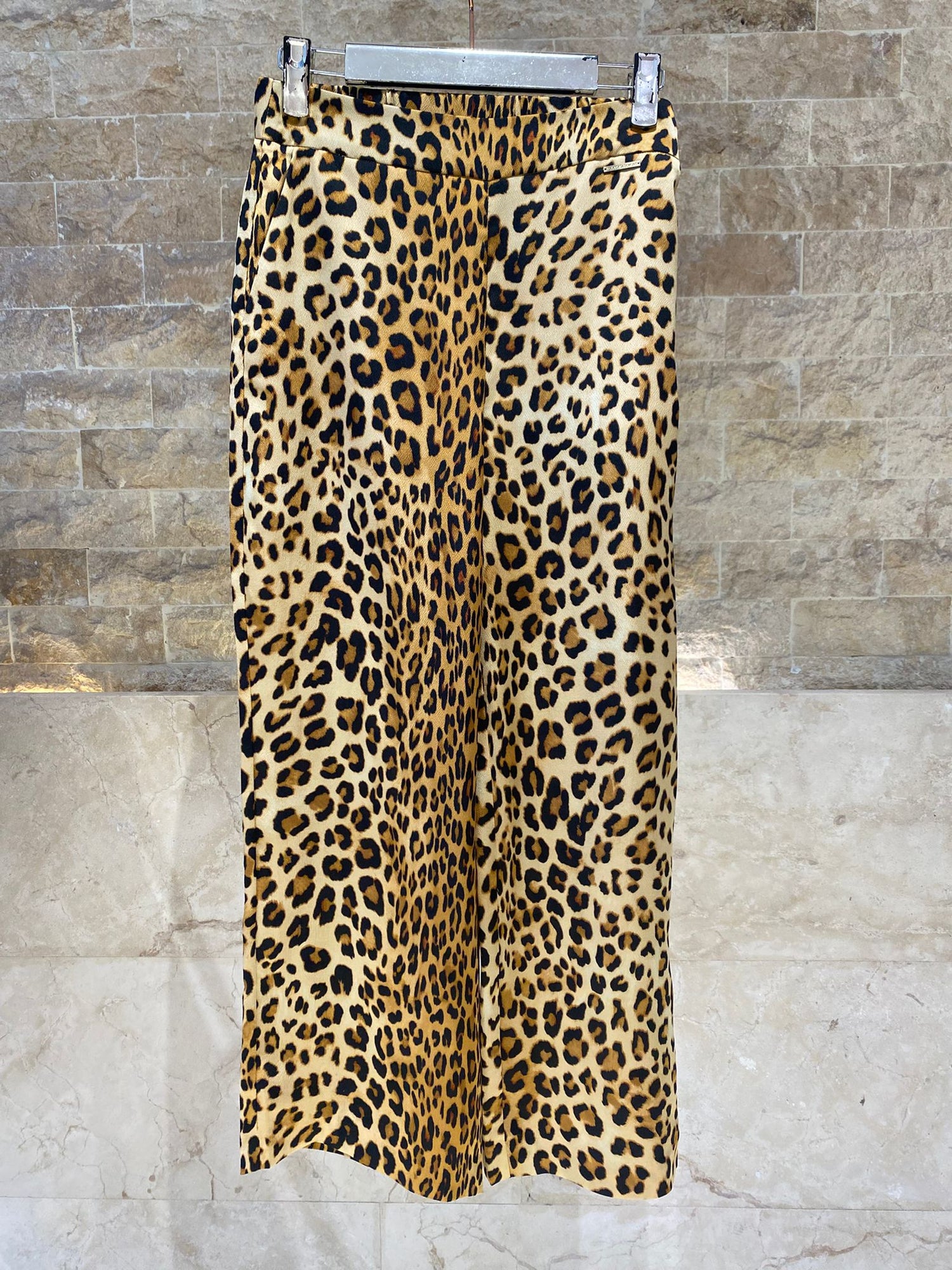 LS2615007/4007 Animal Print Top and Pants قميص وبنطال بنقشة حيوانات - Brown Loft