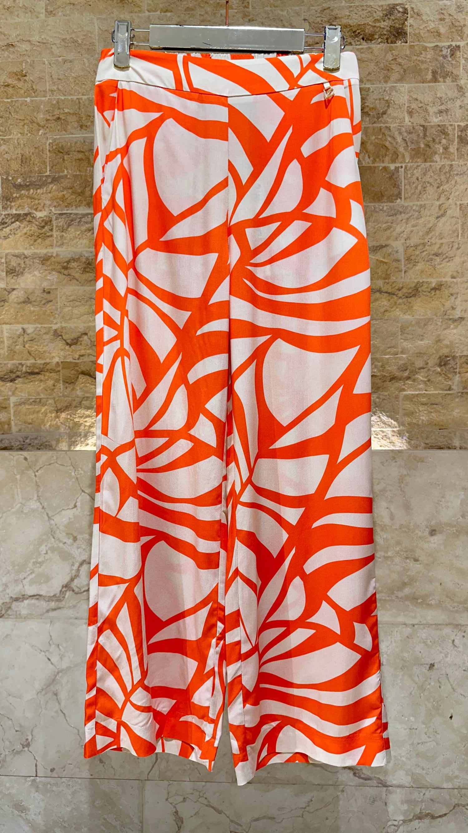 LS2614040 Abstract Leaf Print Wide Leg Pants - Brown Loft