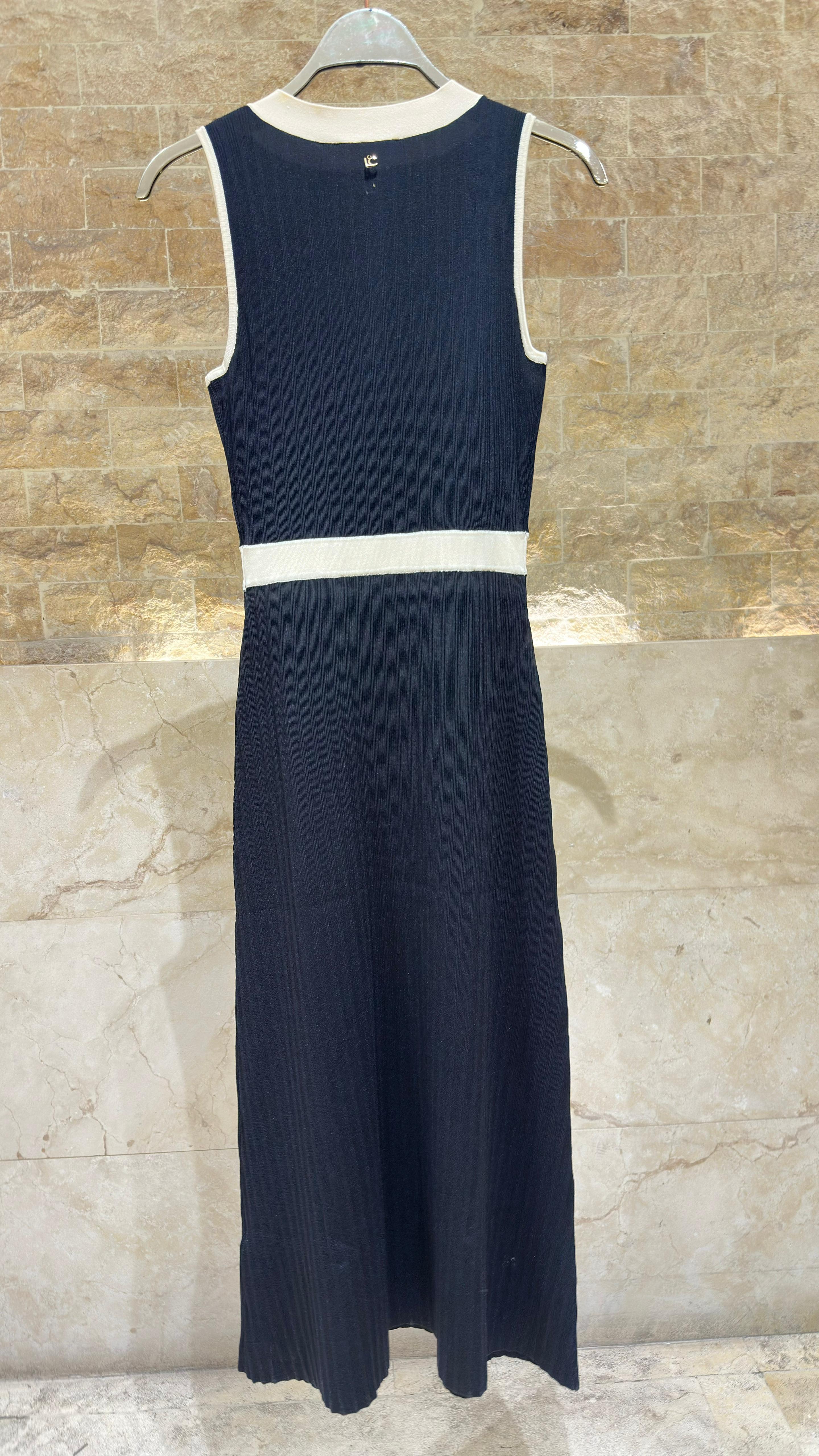 LS2616160 Sleeveless Dress فستان بدون أكمام - Brown Loft