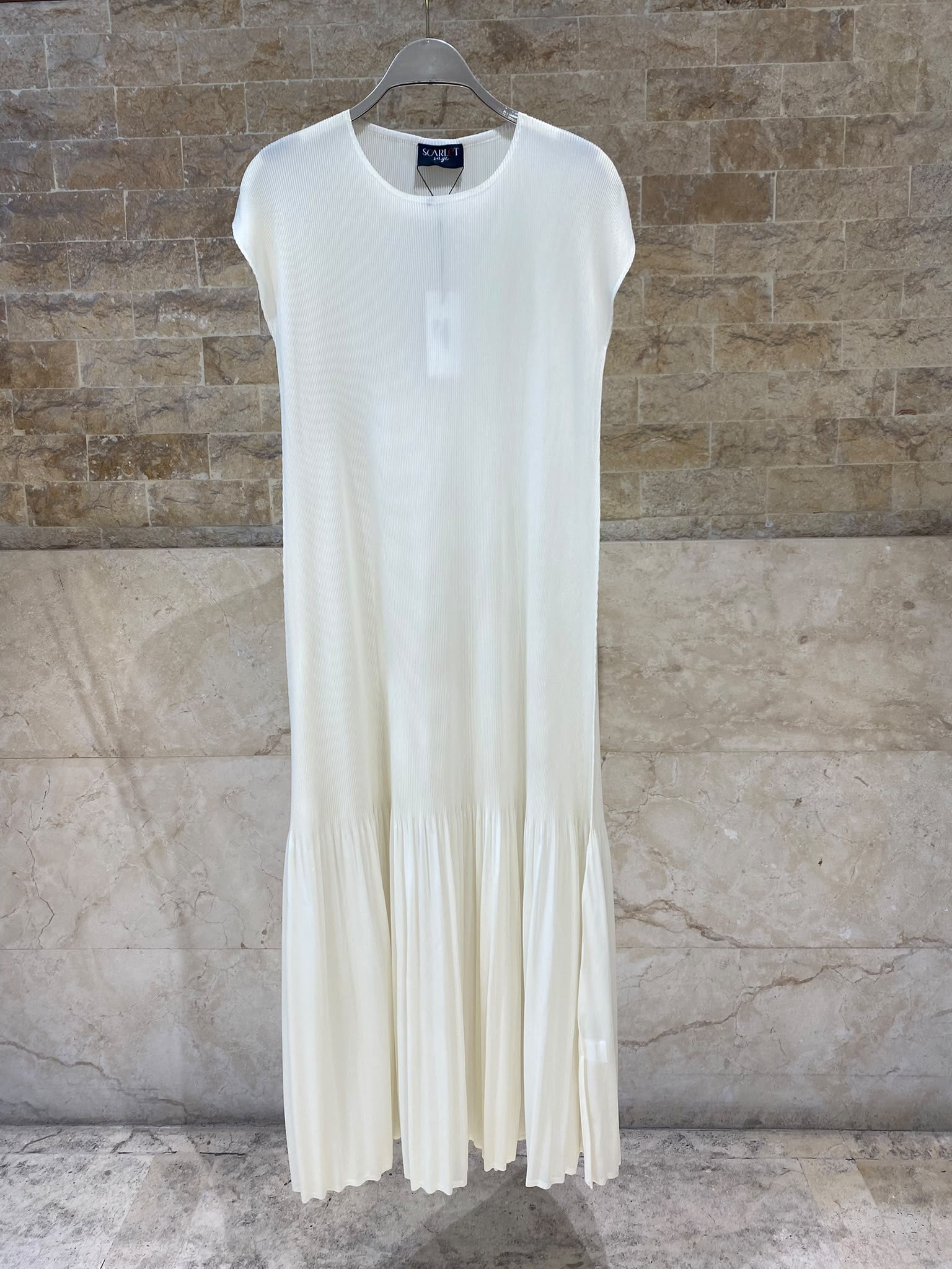 GD4385 Livia Dress