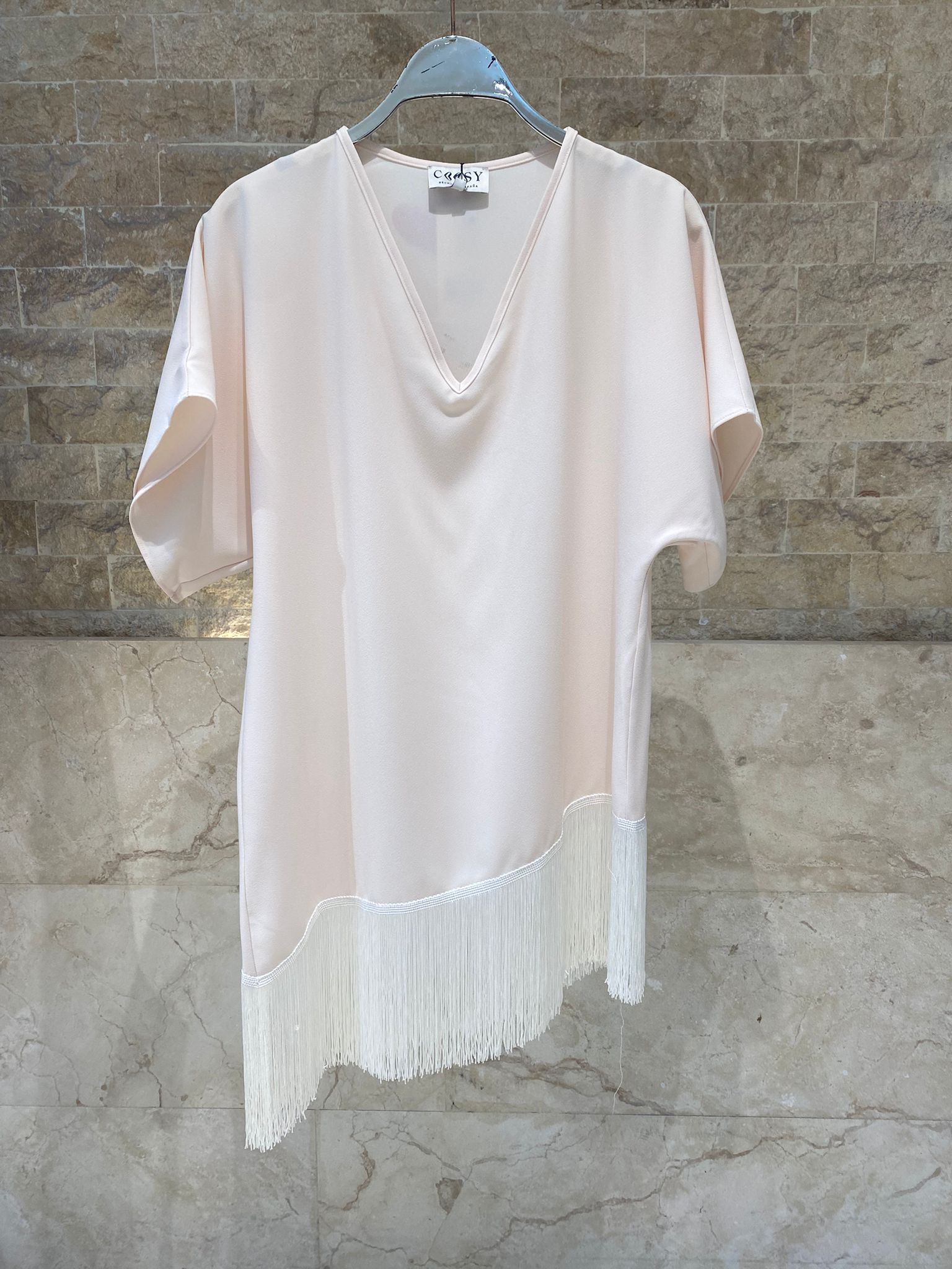 Lucivita Sets Asymmetric Fringe Top and Pants بلوزة وبنطال غير متماثلين مزينين بشراشيب