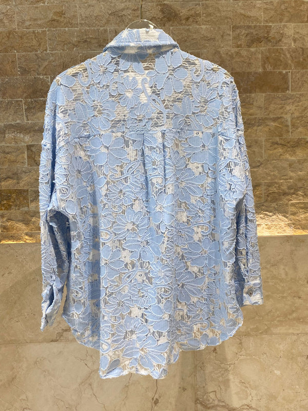 Lyra  Oversized Lace Shirt قميص دانتيل زهري واسع