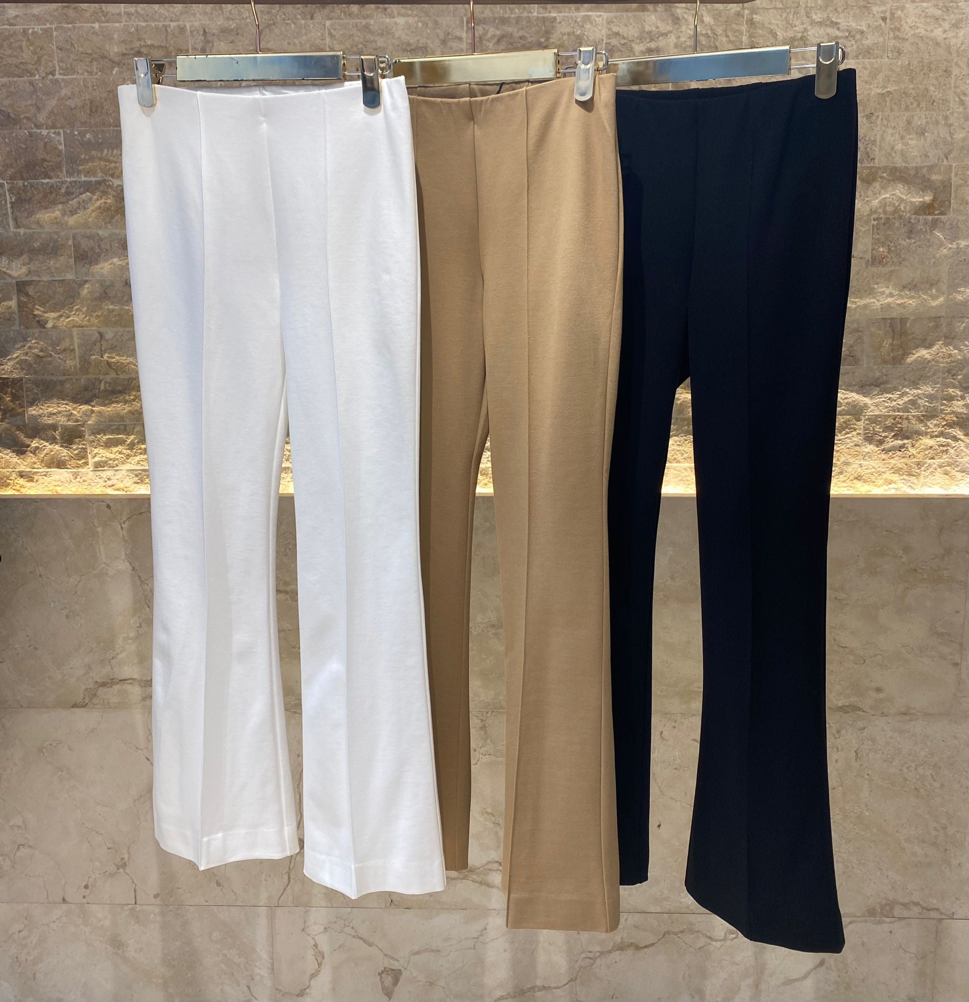 M4IA24 Basic Flare Pants - Brown Loft