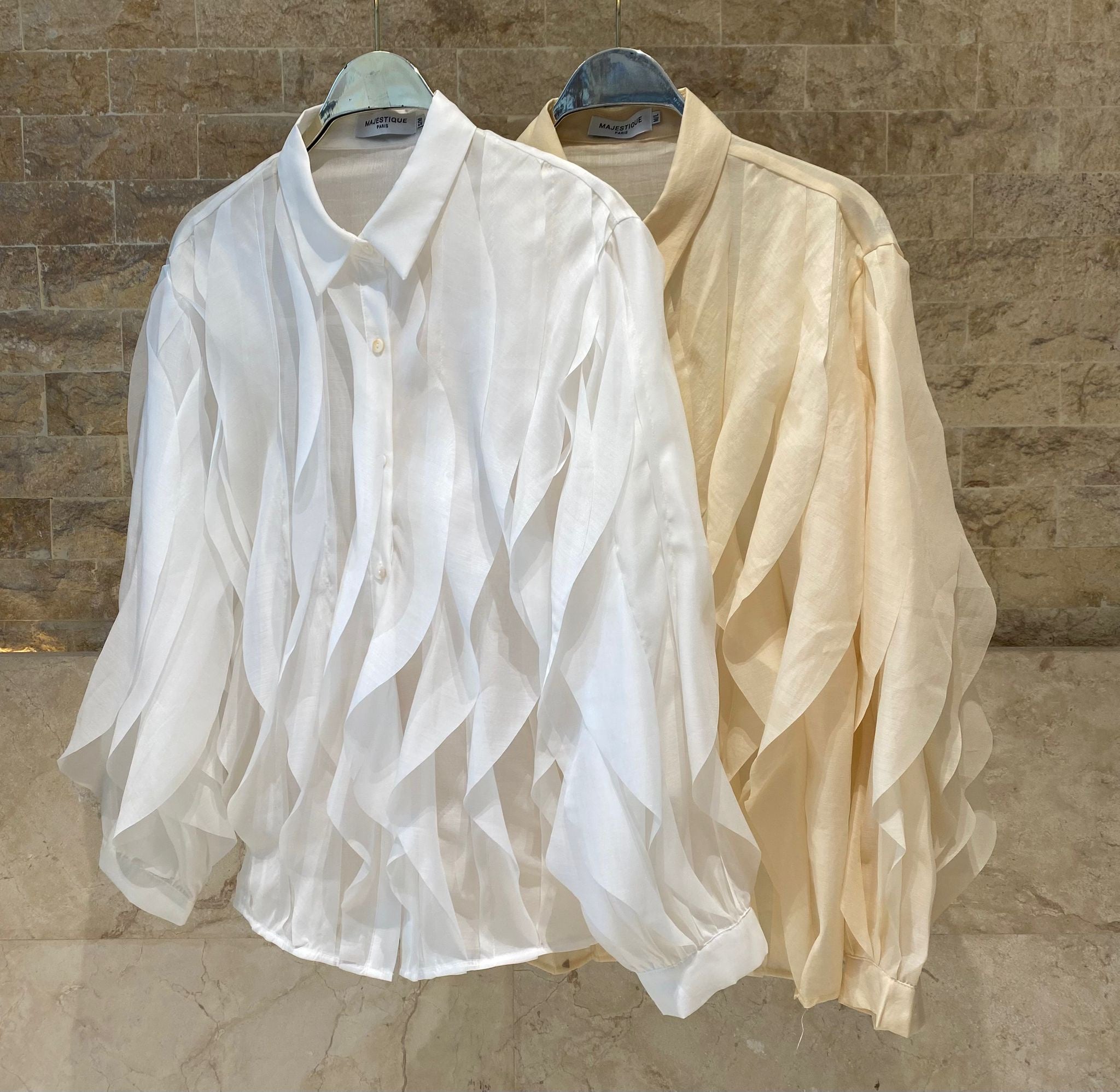 MJ261960 Ruffled Sheer Sculpted Oversized Shirt قميص شفاف منحوت كبير الحجم مع كشكشة - Brown Loft