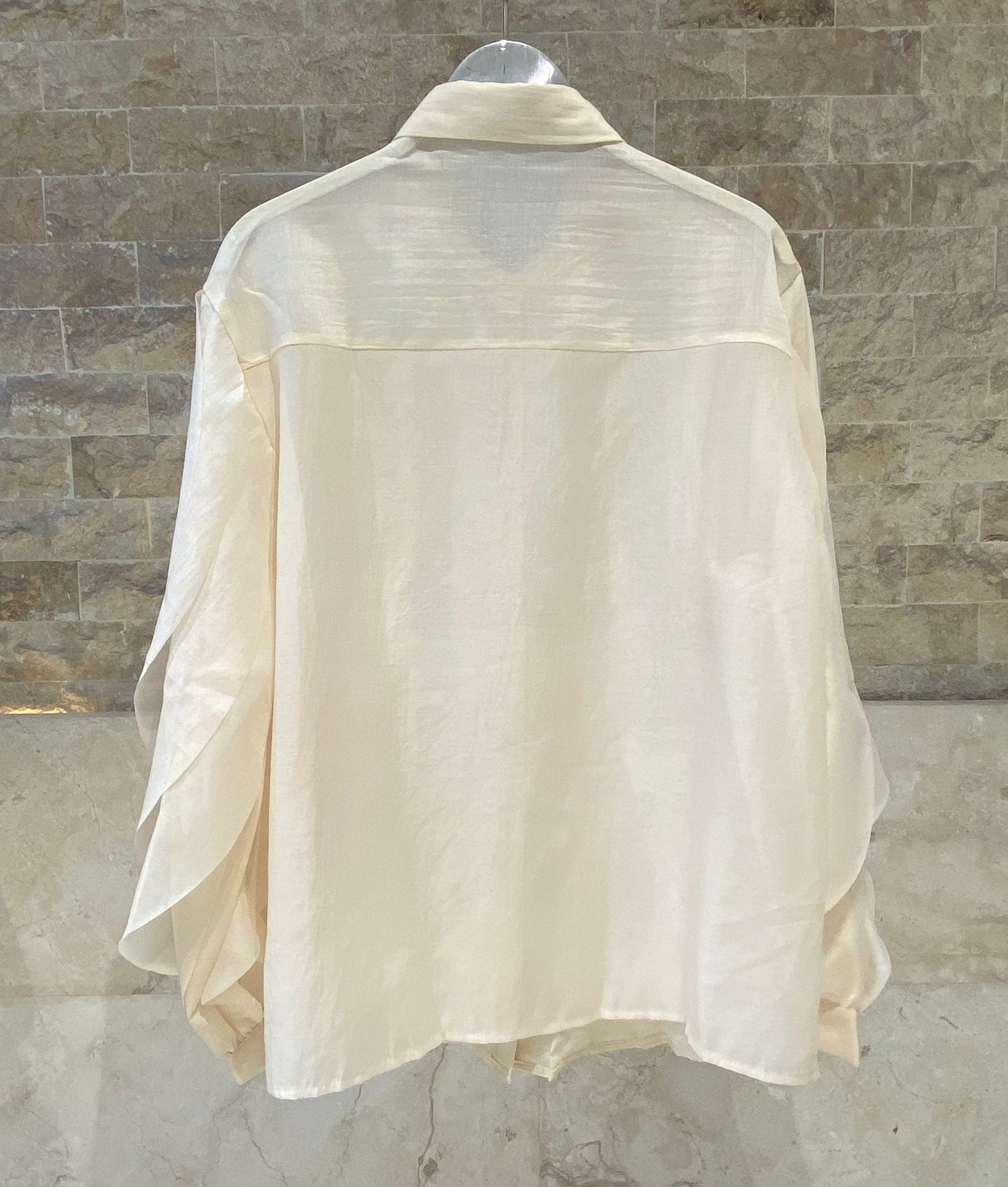 MJ261960 Ruffled Sheer Sculpted Oversized Shirt قميص شفاف منحوت كبير الحجم مع كشكشة - Brown Loft