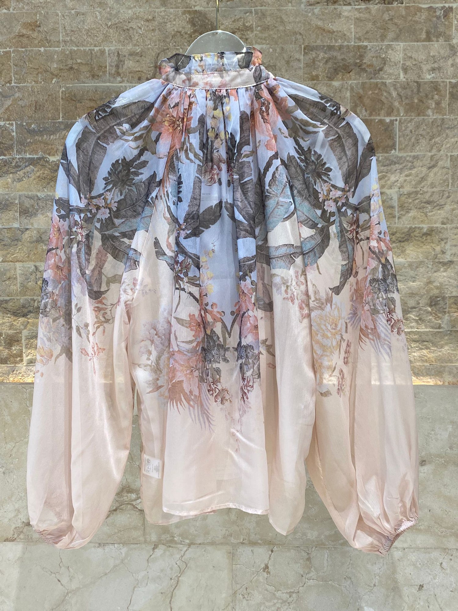 Melissa Floral and Fauna Top قمة مزينة بالزهور والحيوانات - Brown Loft