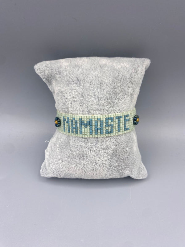 Namaste BE-8074 سوار من الخيوط المضفرة