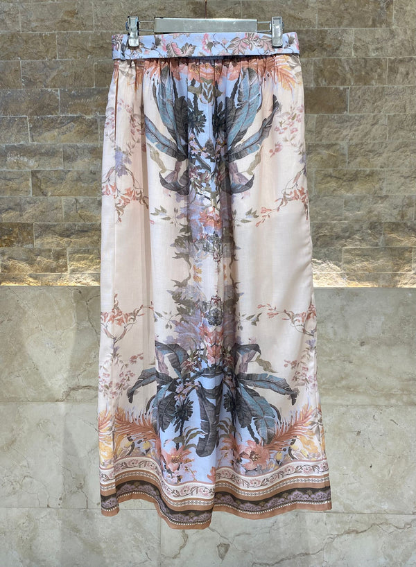 Noemie Floral and Fauna Print Wide Leg Belted Pants بنطال واسع الساقين بحزام مزين بطبعة زهور وحيوانات