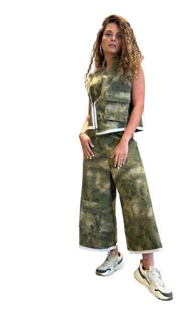 124139A Military Print Pants بنطلون مطبوع عسكري