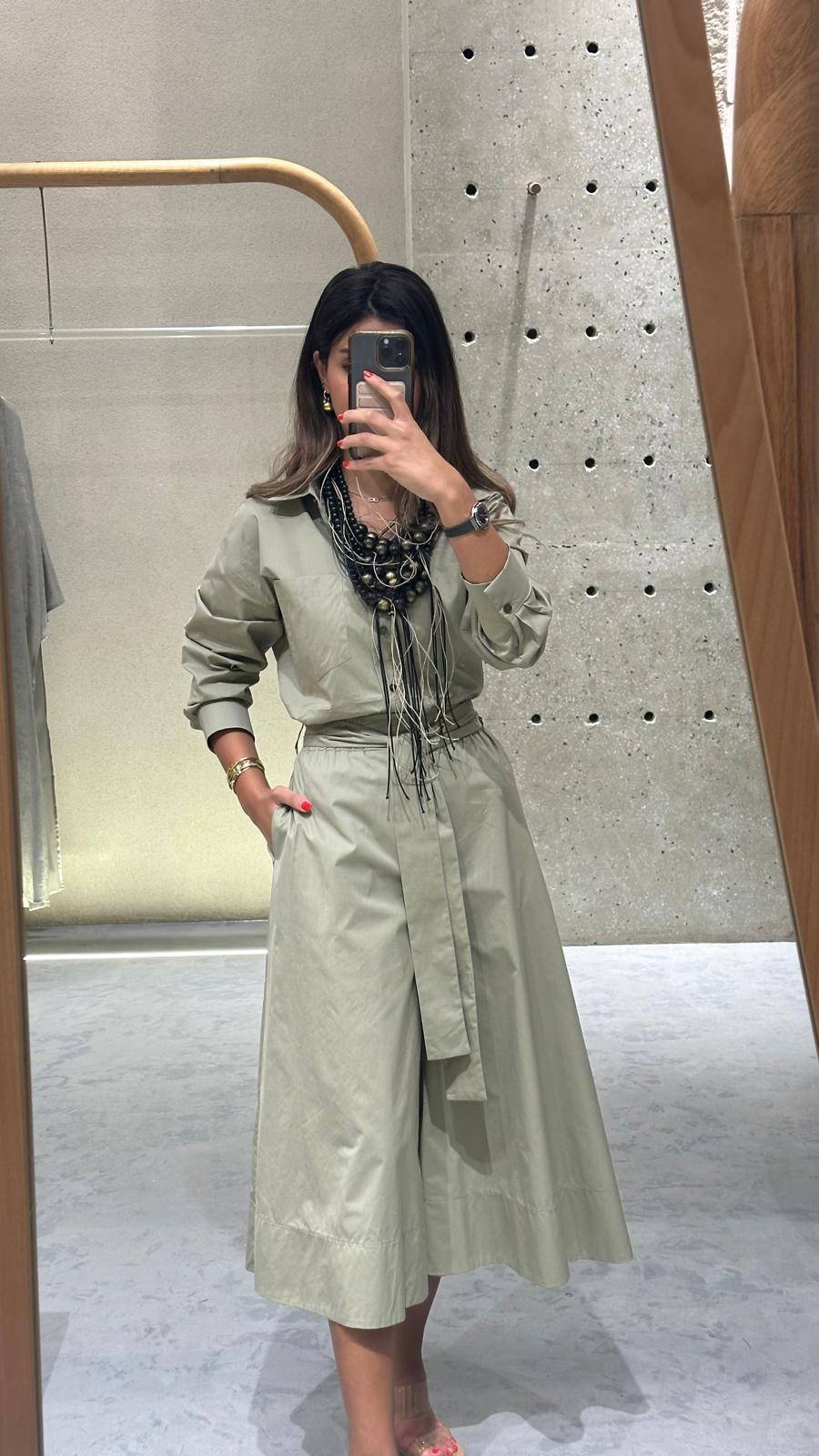 53-7052 قميص طويل الحجم بياقة بأزرار طويلة - Brown Loft