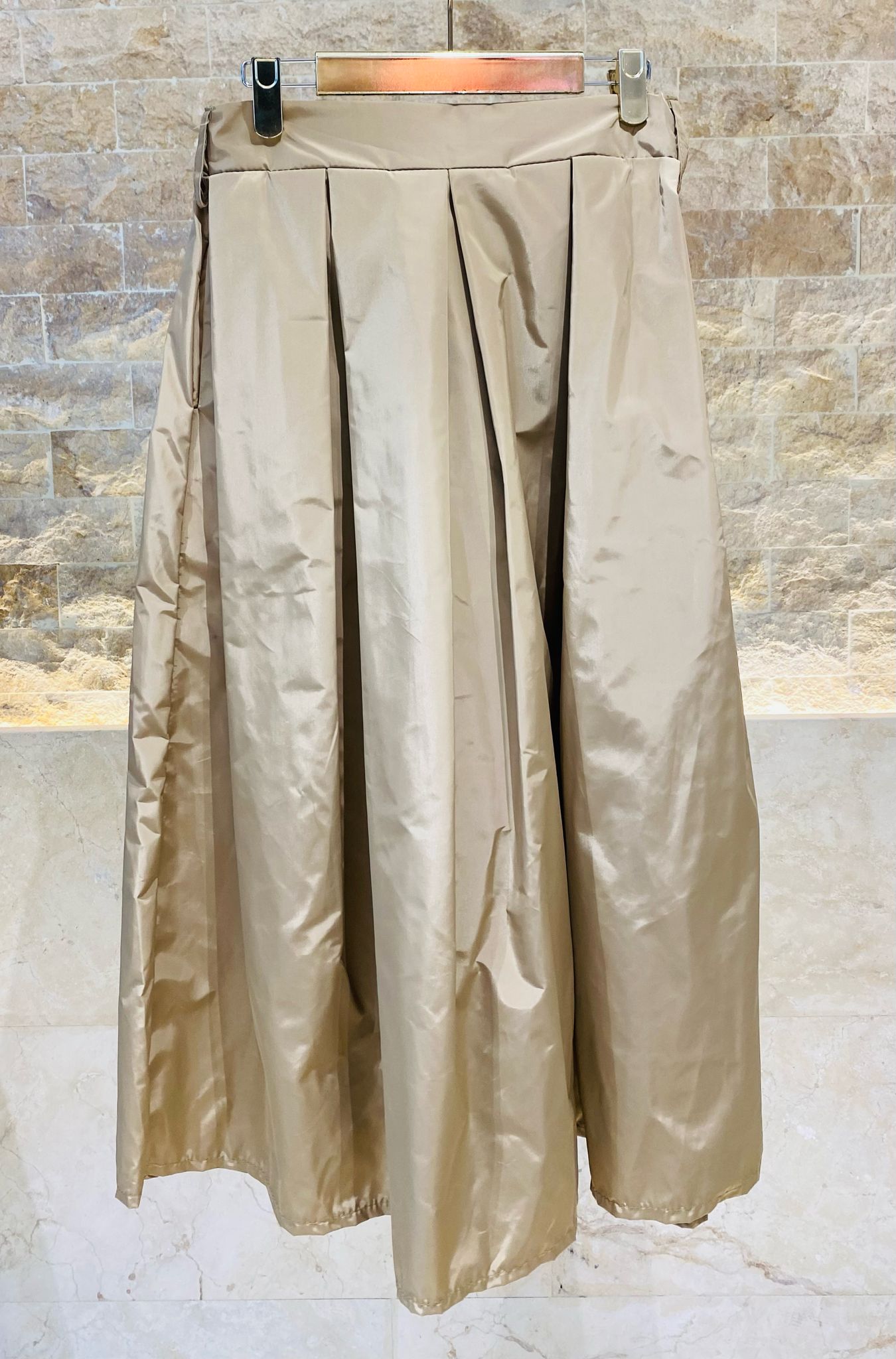 HM4547 Pleated Balloon Waterproof Skirt - Brown Loft